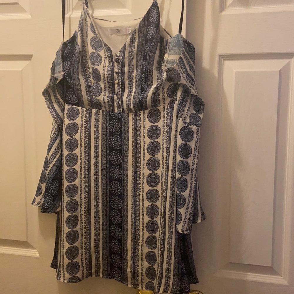 Missguided bell sleeve dress